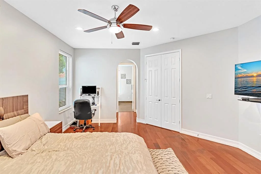 Photo of 6810 Portside Drive
