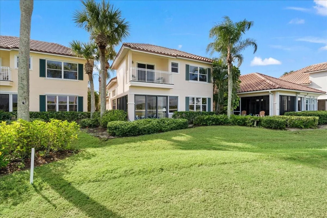 Photo of 1725 Victoria Circle