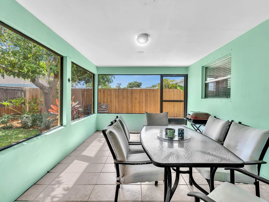 Photo of 633 Heron Drive