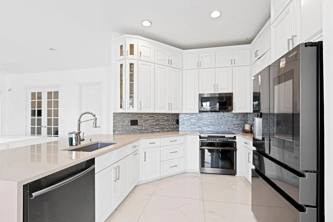Photo of 22141 Braddock Place