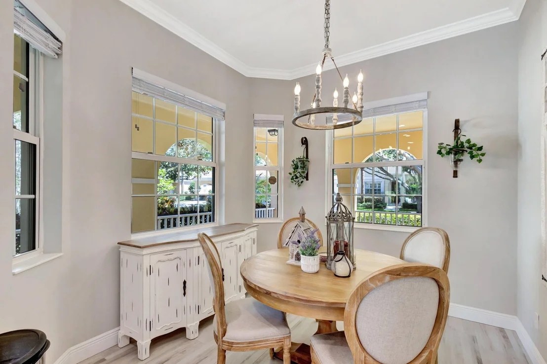 Photo of 140 Florence Drive