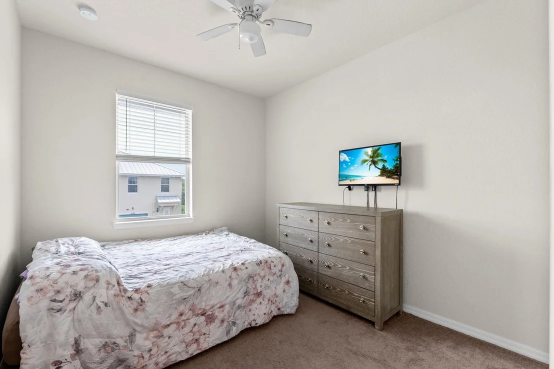Photo of Unit 5 at 1190 Eucalyptus Drive