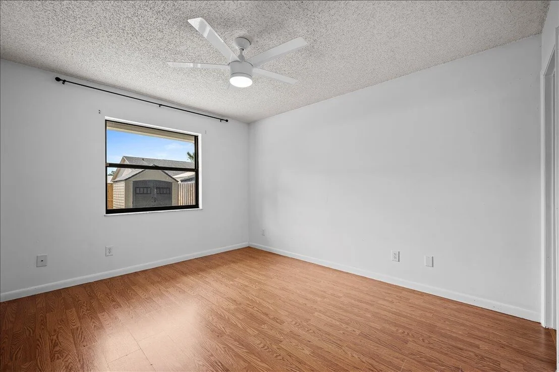 Photo of 5962 SE Wilsie Drive
