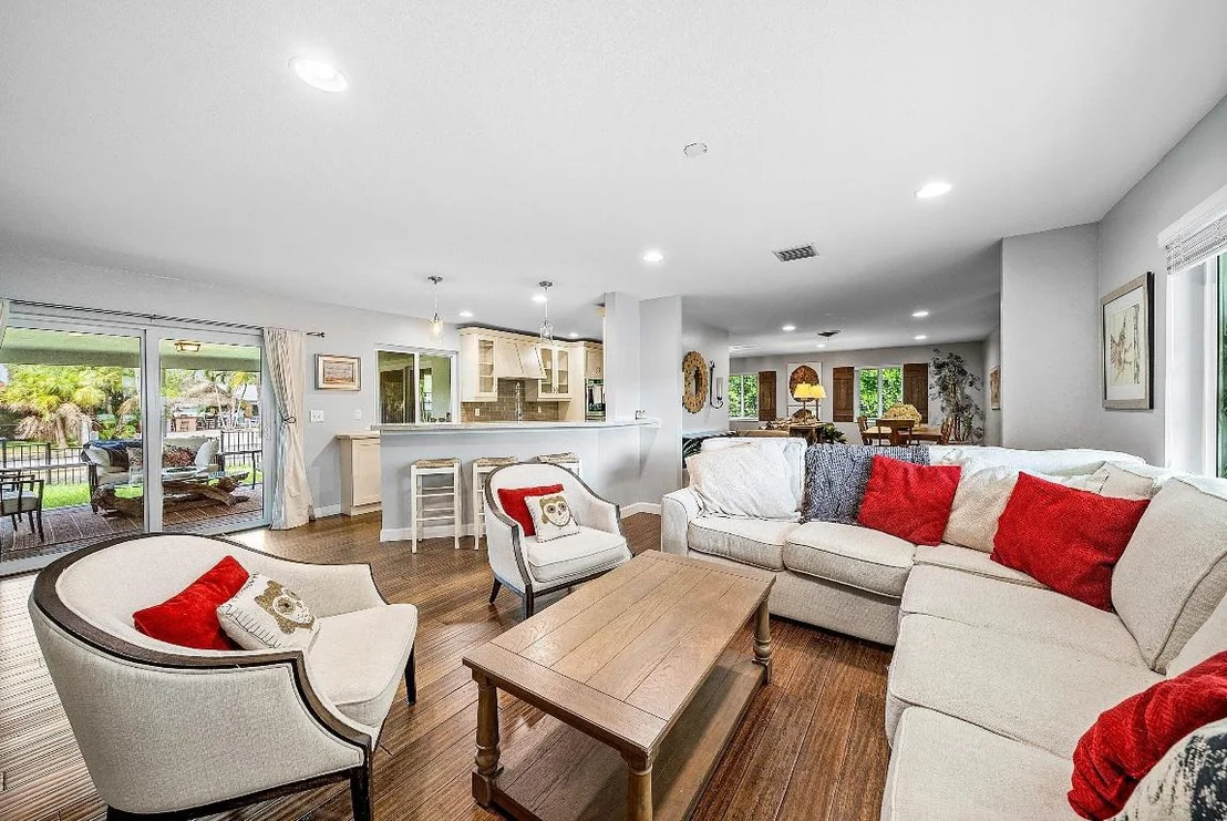 Photo of 3213 Canal Drive