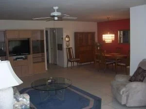 Photo of Unit B at 280 Main Boulevard
