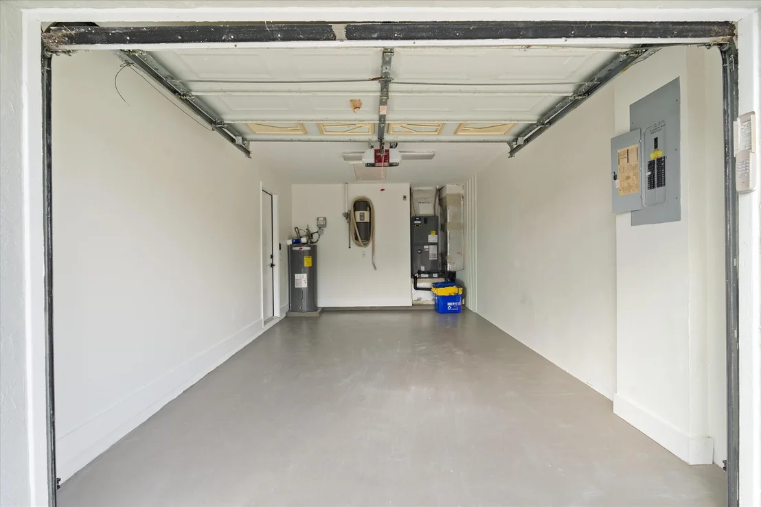 Photo of 18208 Clear Brook Circle