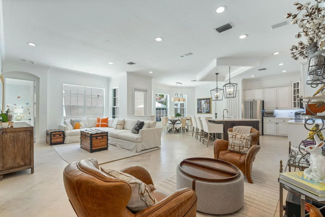 Photo of 5828 Via De La Plata Circle