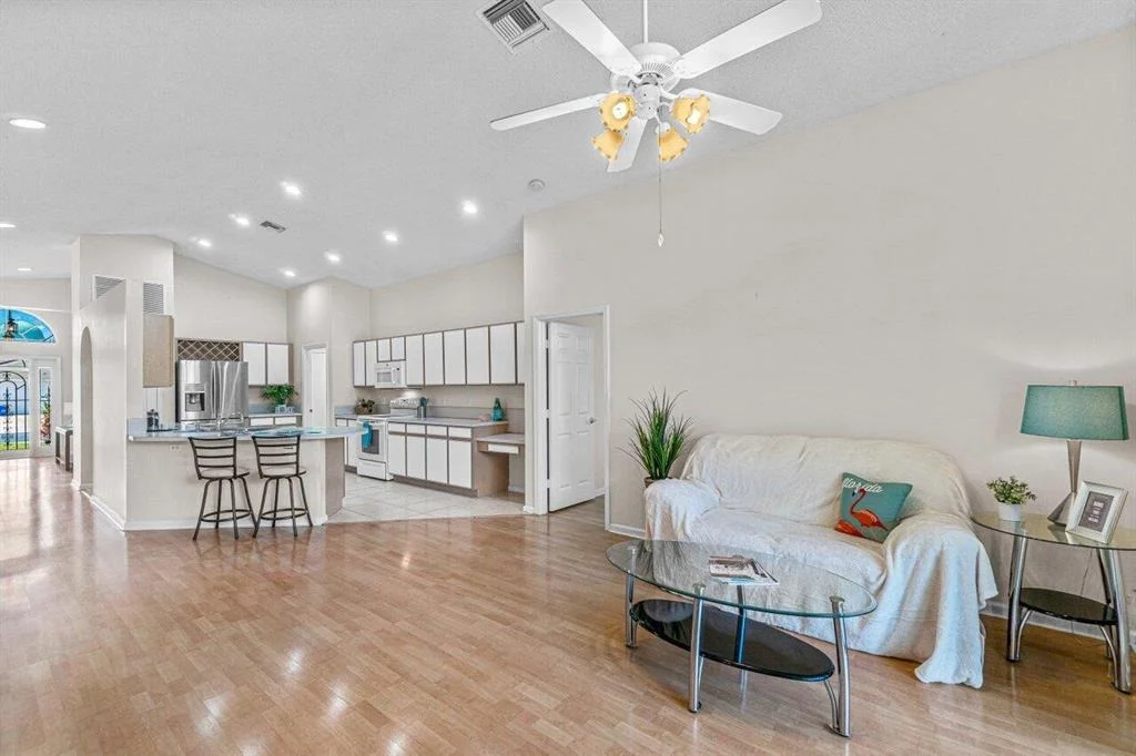 Photo of 8069 Palm Gate Drive