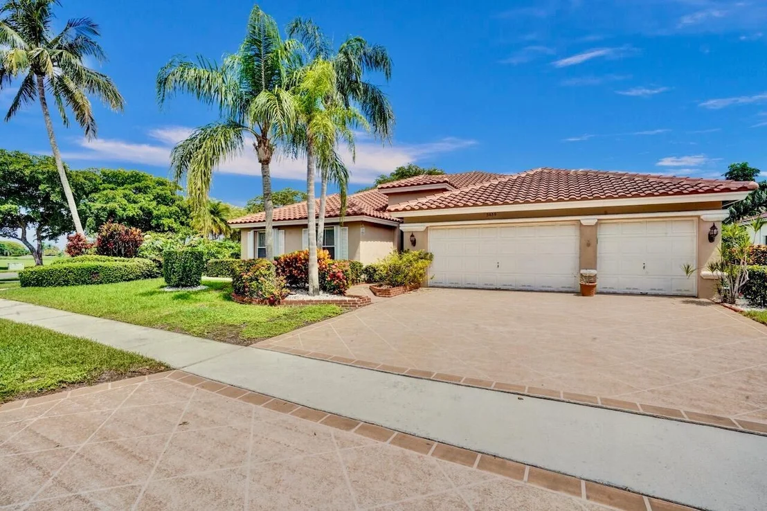 Photo of 5639 Bermuda Dunes Circle
