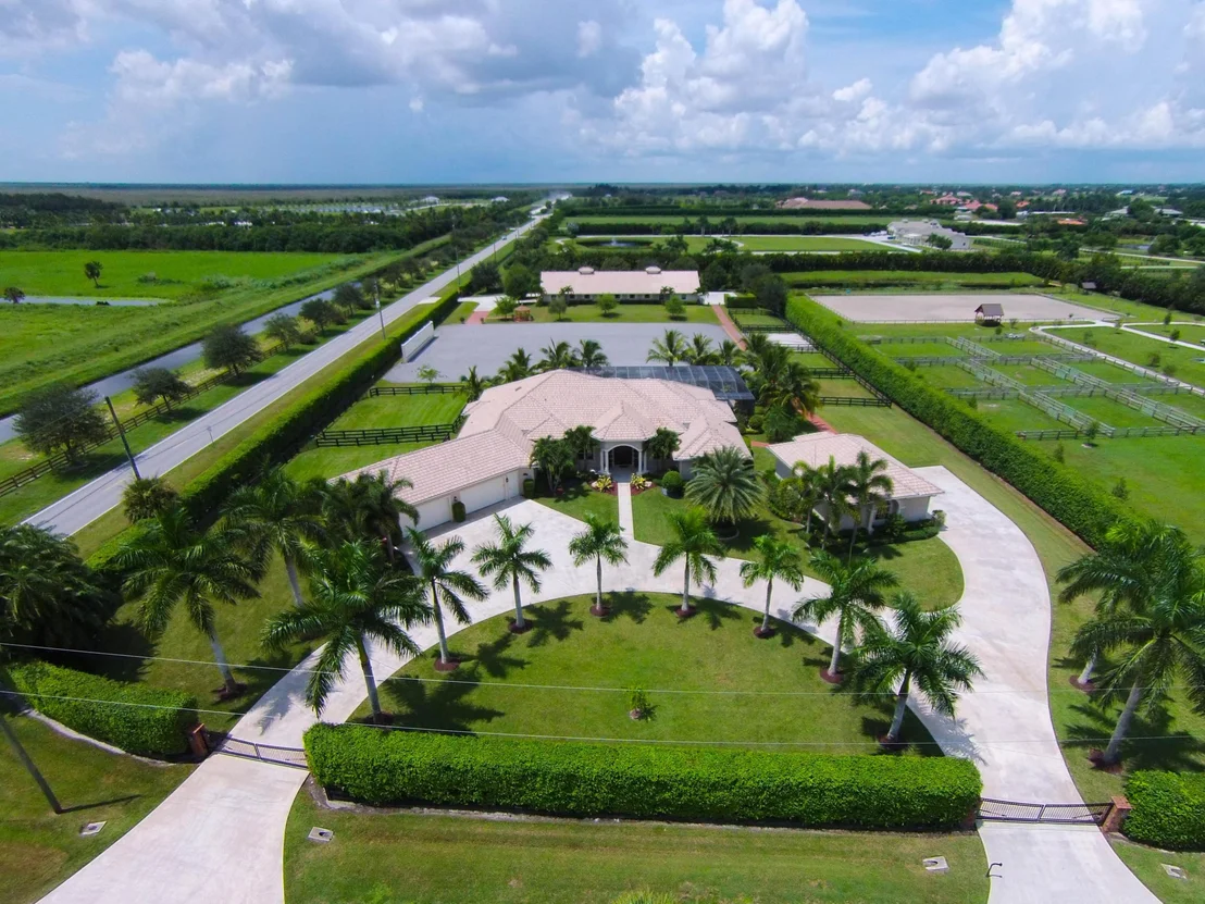 Photo of 4985 Stables Way