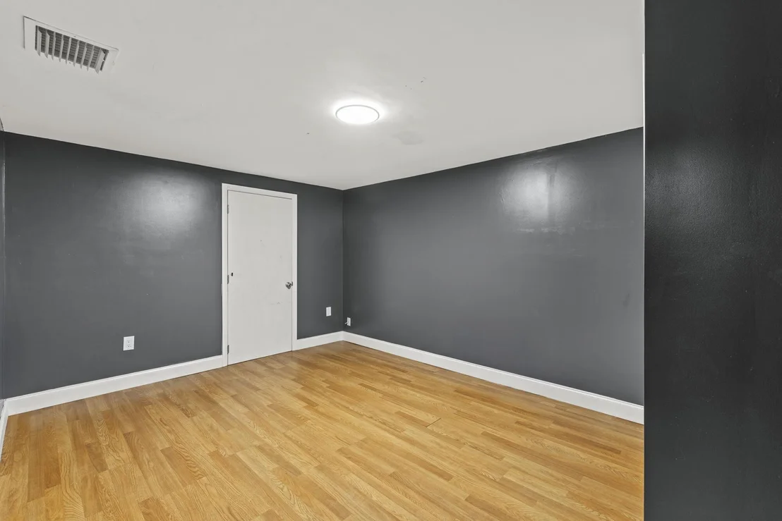 Photo of 4838 Coconut Road