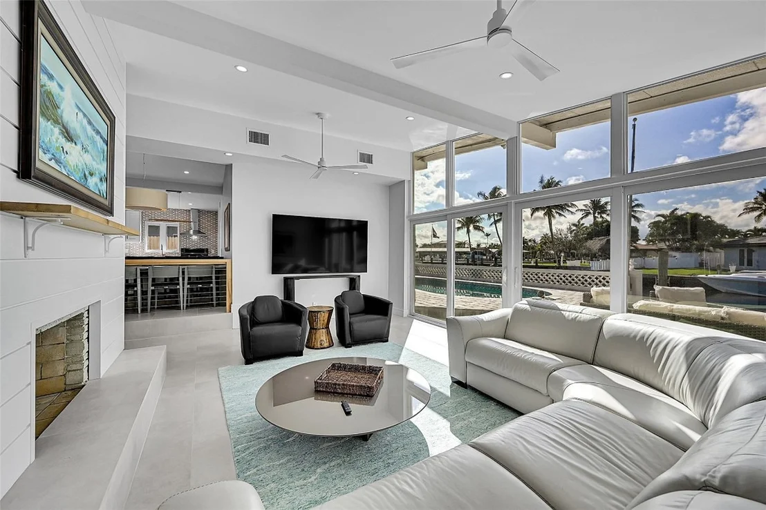 Photo of 441 SE 14th Avenue