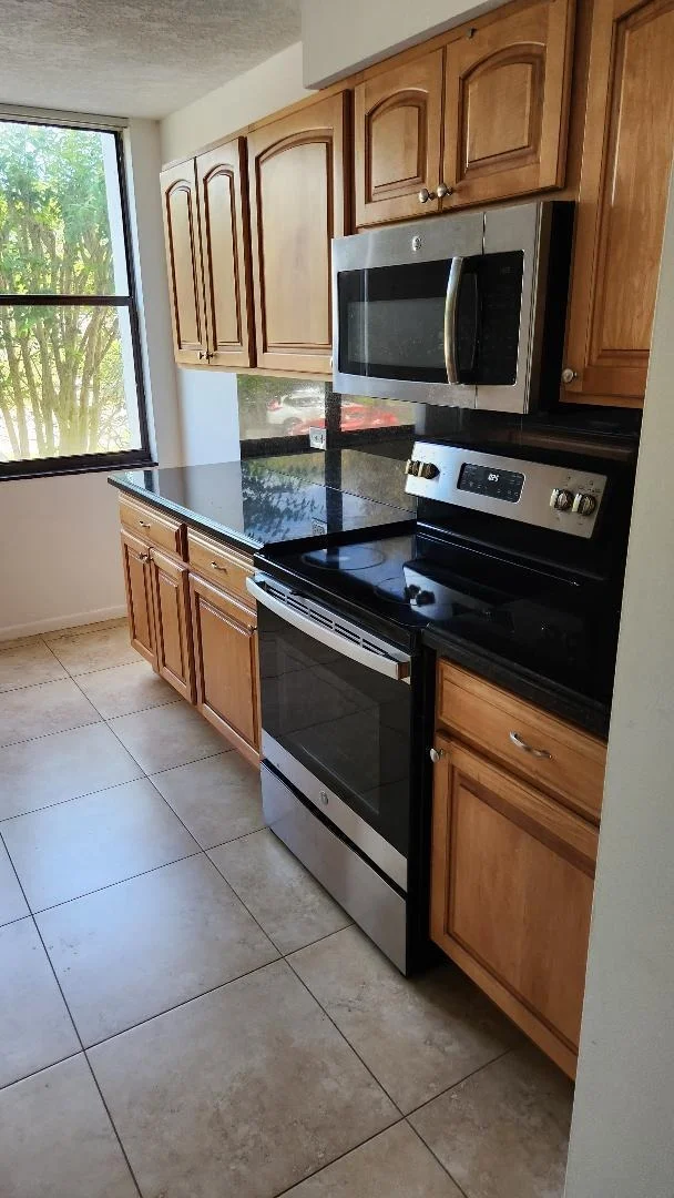 Photo of Unit F211 at 950 Lavers Circle