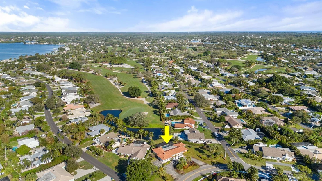 Photo of 42 Golfview Drive