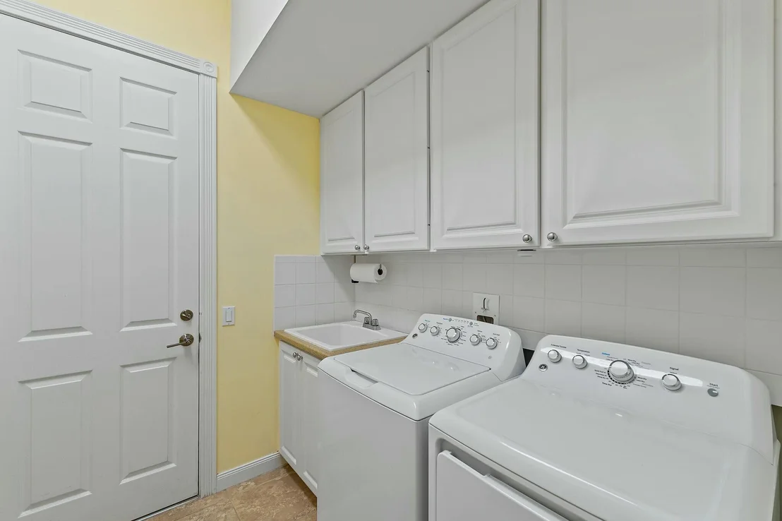 Photo of 2628 W Community Drive