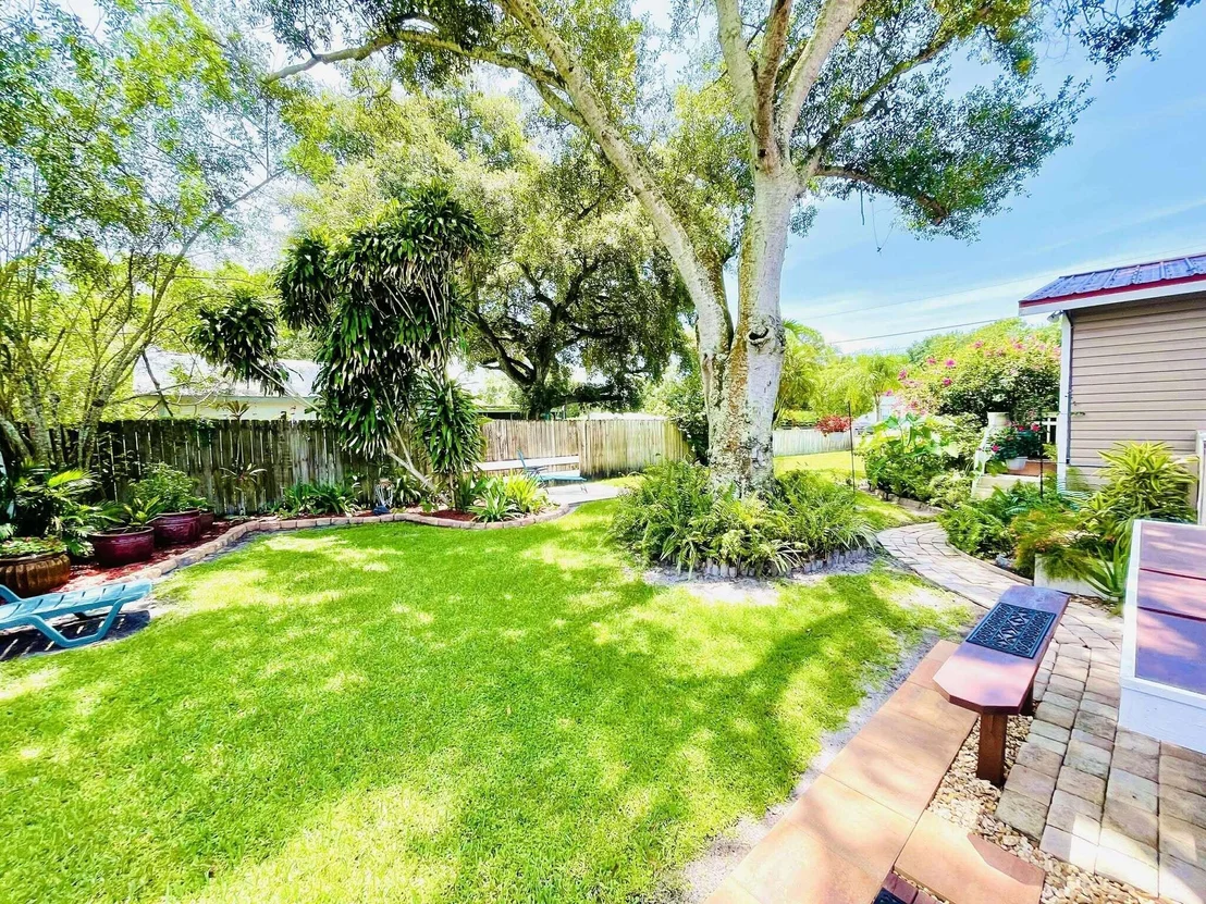 Photo of 5755 NE 3rd Lane