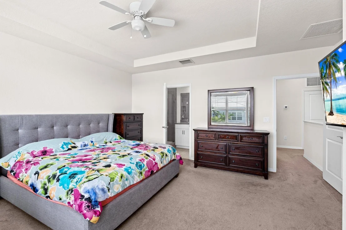Photo of Unit 5 at 1190 Eucalyptus Drive