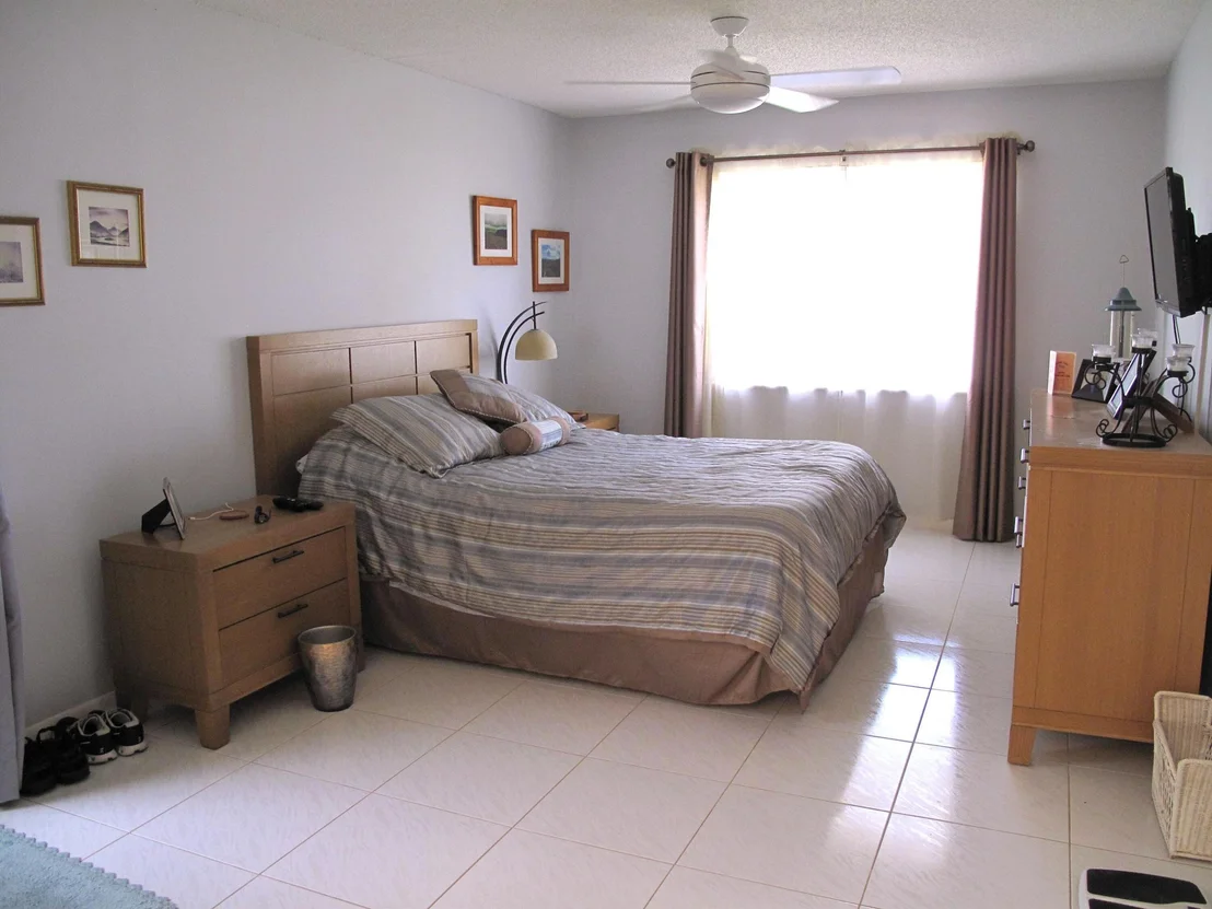 Photo of Unit D at 435 High Point Boulevard