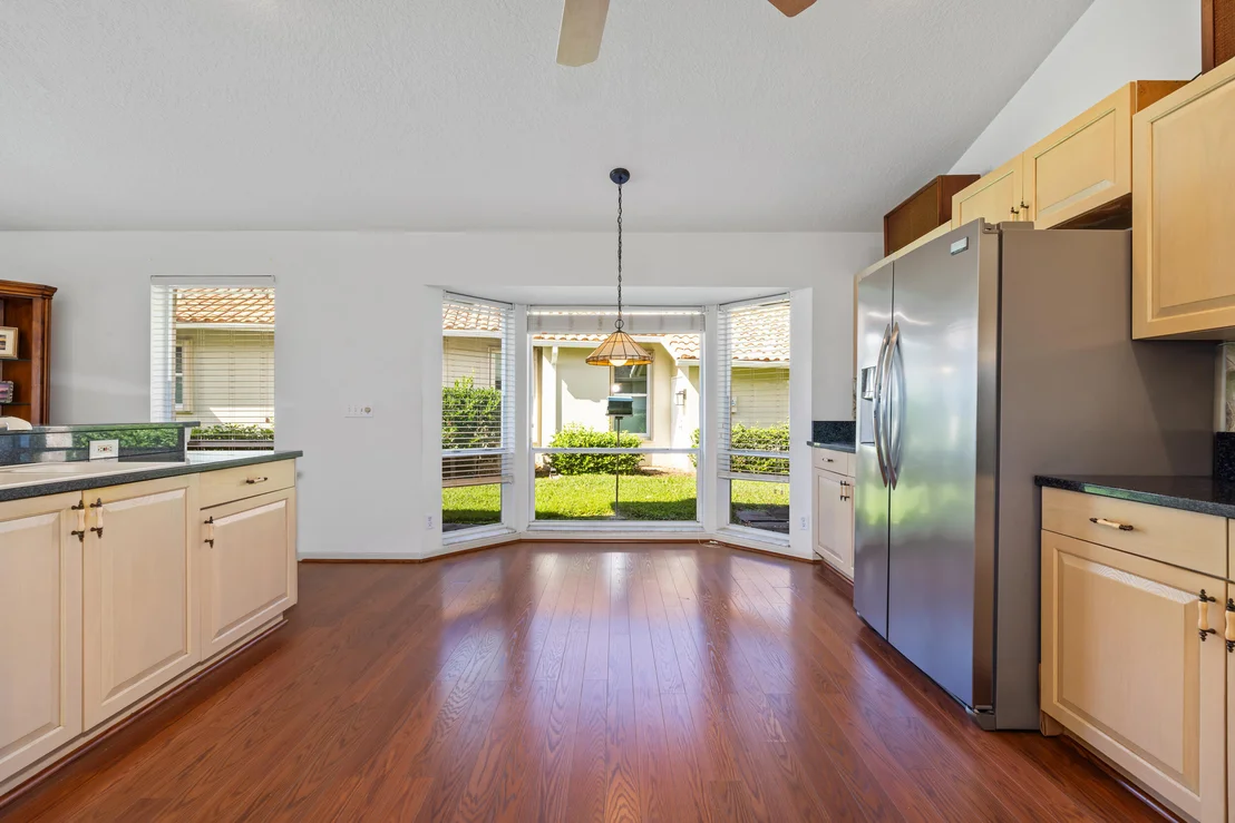 Photo of 2368 SW Danforth Circle