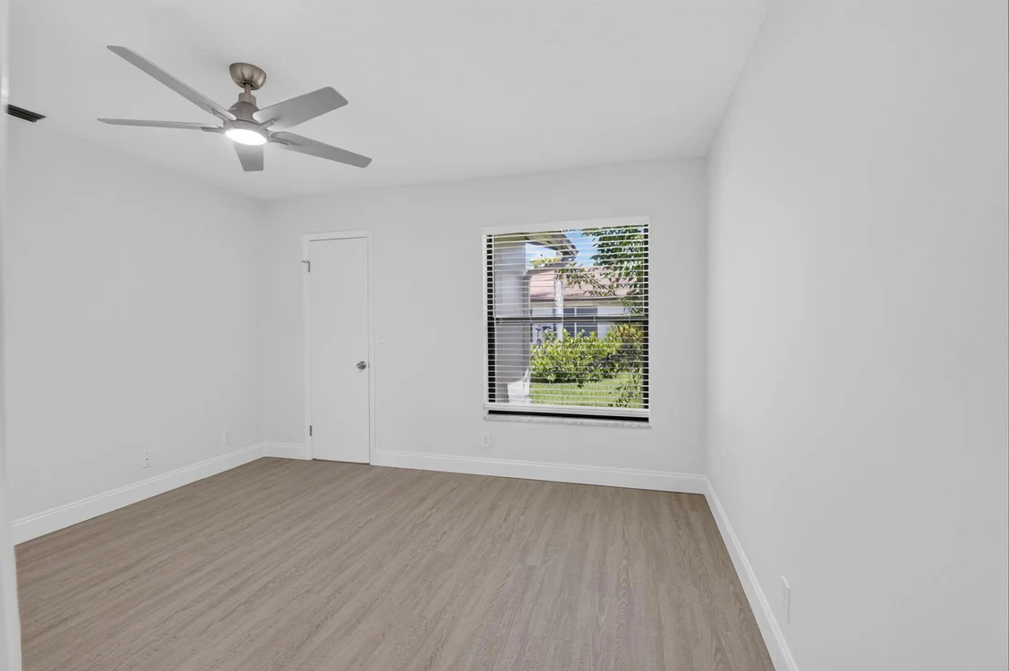 Photo of 5444 Laurel Oak Street