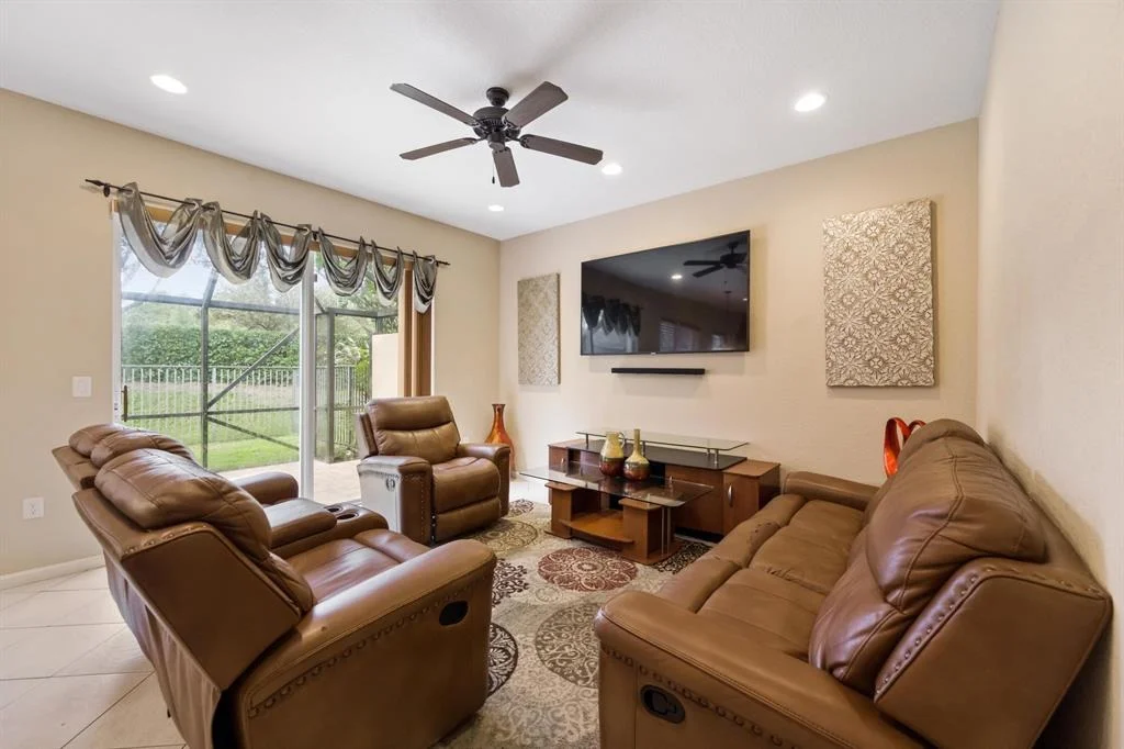 Photo of 10579 Cocobolo Way