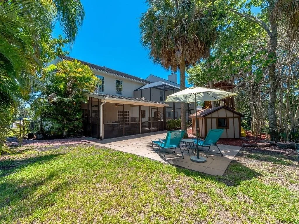 Photo of 7650 Live Oak Drive