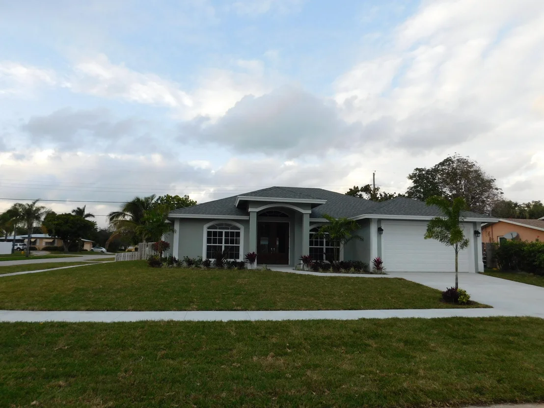 Photo of 437 Ebbtide Drive
