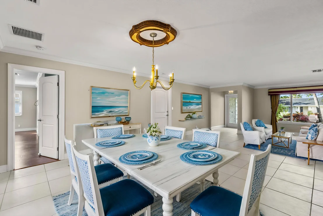 Photo of 3210 Lakeview Drive