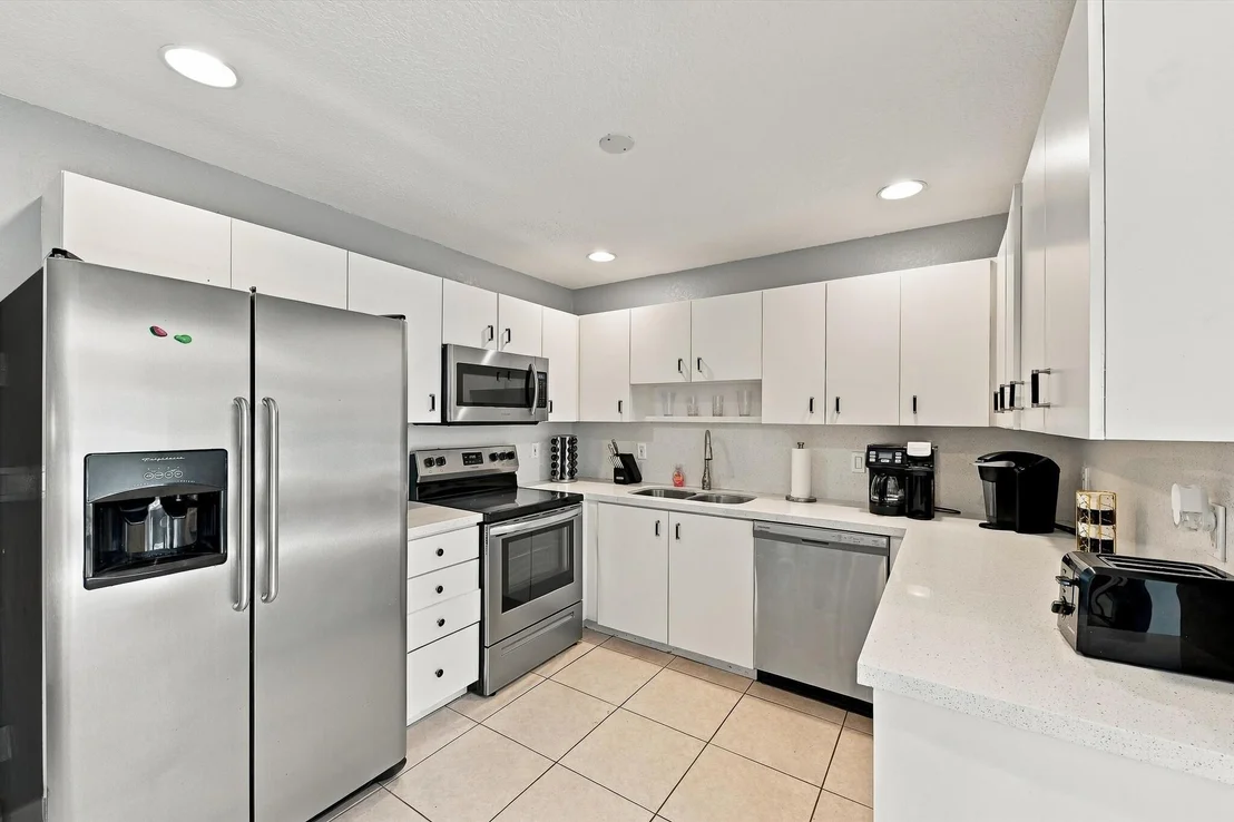 Photo of 5660 Lee Drive