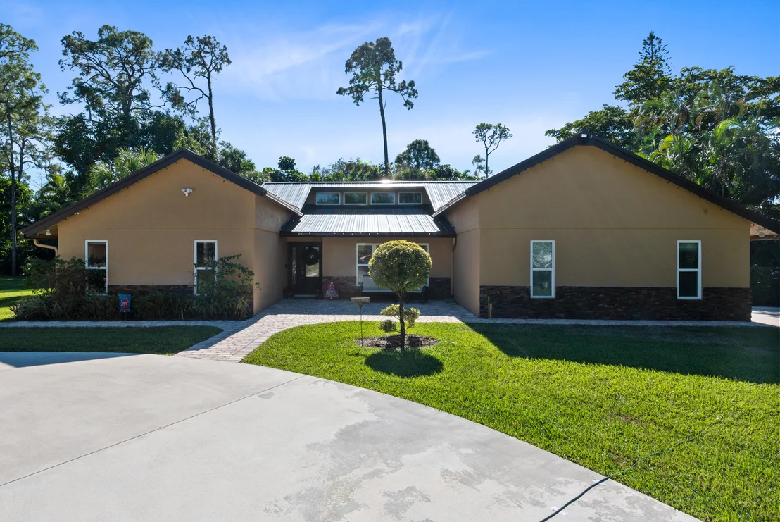 Photo of 12688 Pineacre Lane