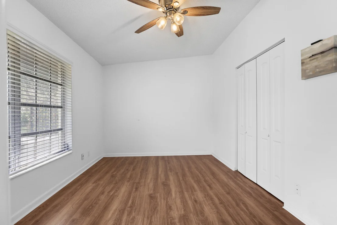 Photo of 16004 Laurel Oak Circle