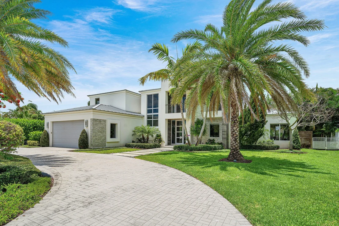 Photo of 1508 Lake Drive