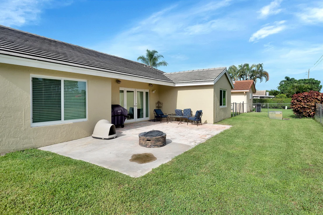 Photo of 5161 Rosen Boulevard