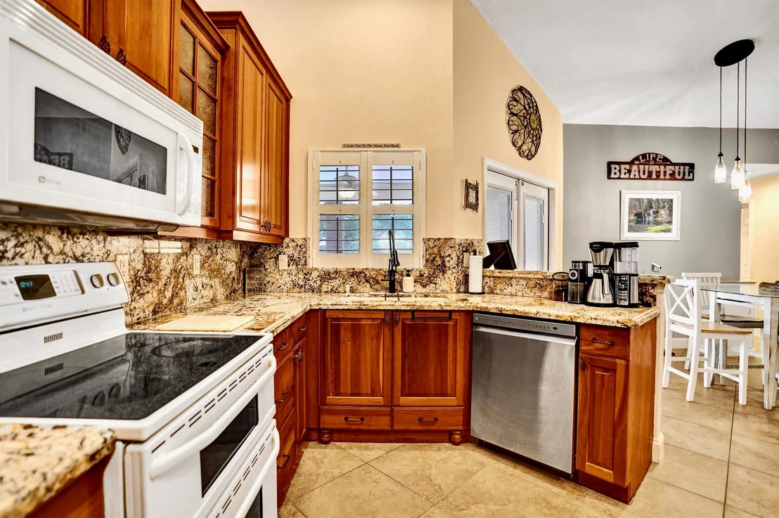 Photo of 7608 Monclair Court