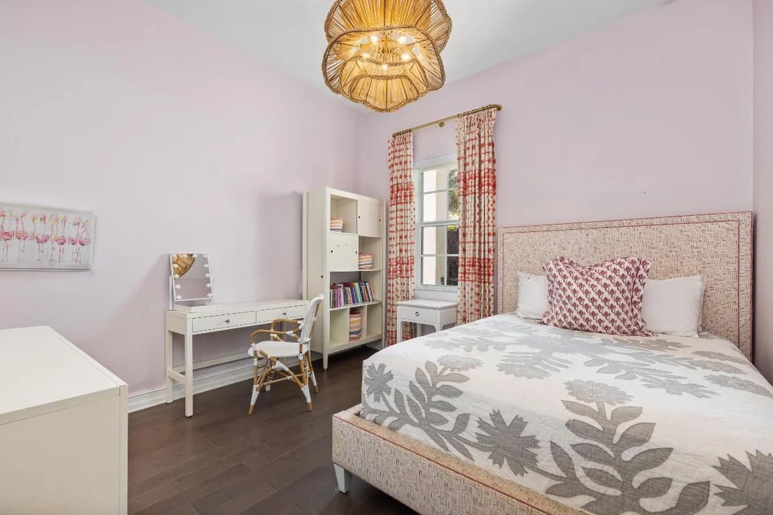 Photo of 8001 SE Old Plantation Circle