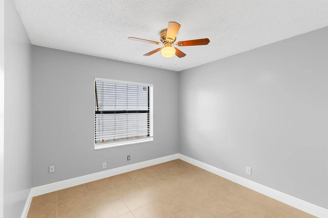 Photo of 5805 Ithaca Circle E