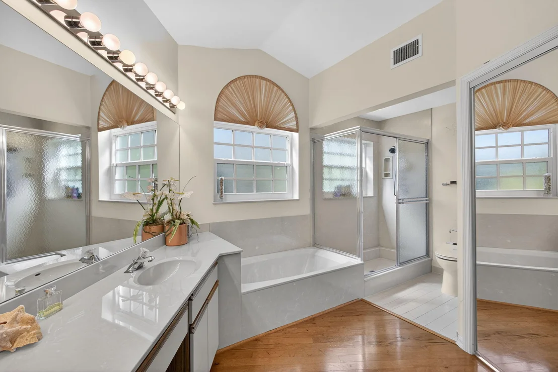 Photo of 3928 Shearwater Drive