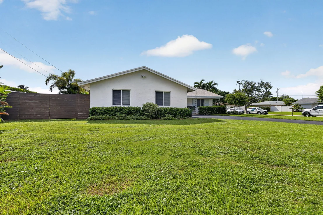 Photo of 617 Heron Drive