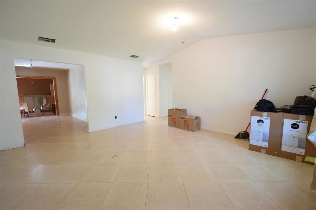 Photo of 5588 SE Avalon Drive