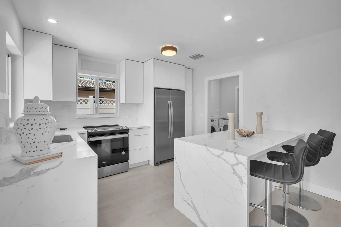 Photo of 301 SE 5th Terrace