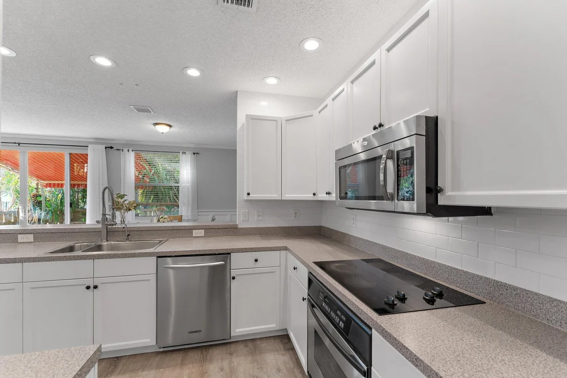 Photo of 9886 Warner Lane