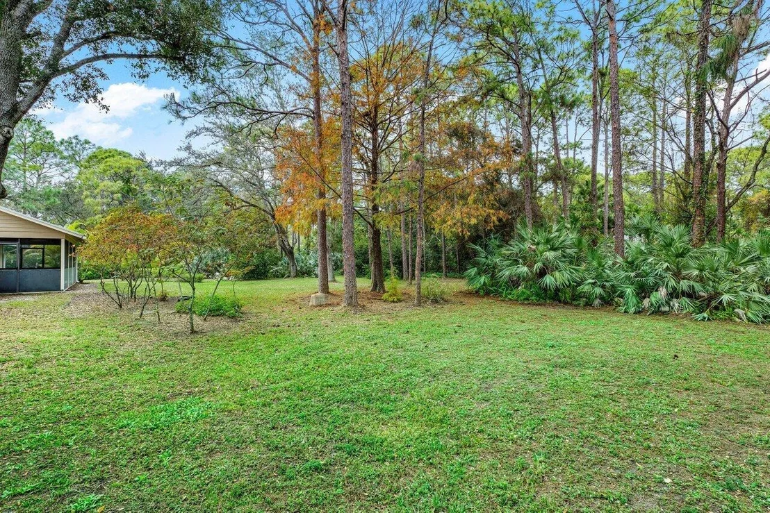 Photo of 13089 Persimmon Boulevard