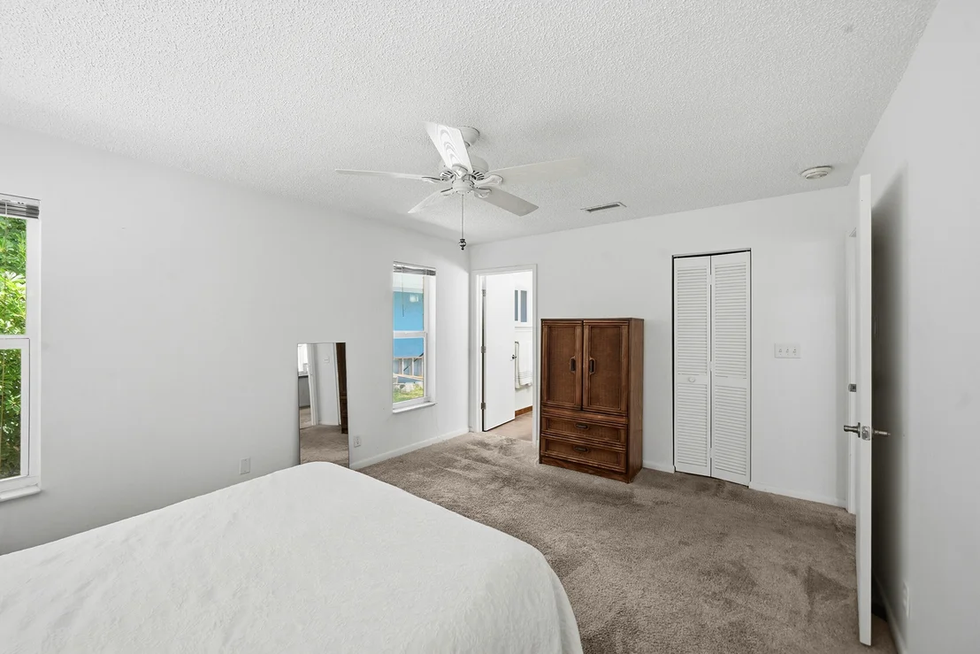 Photo of 321 Del Rio Boulevard