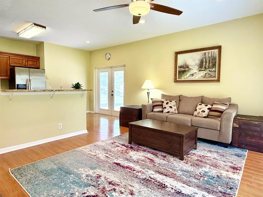 Photo of 13268 151 Lane N