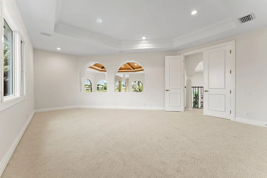 Photo of 42 Saint Thomas Drive