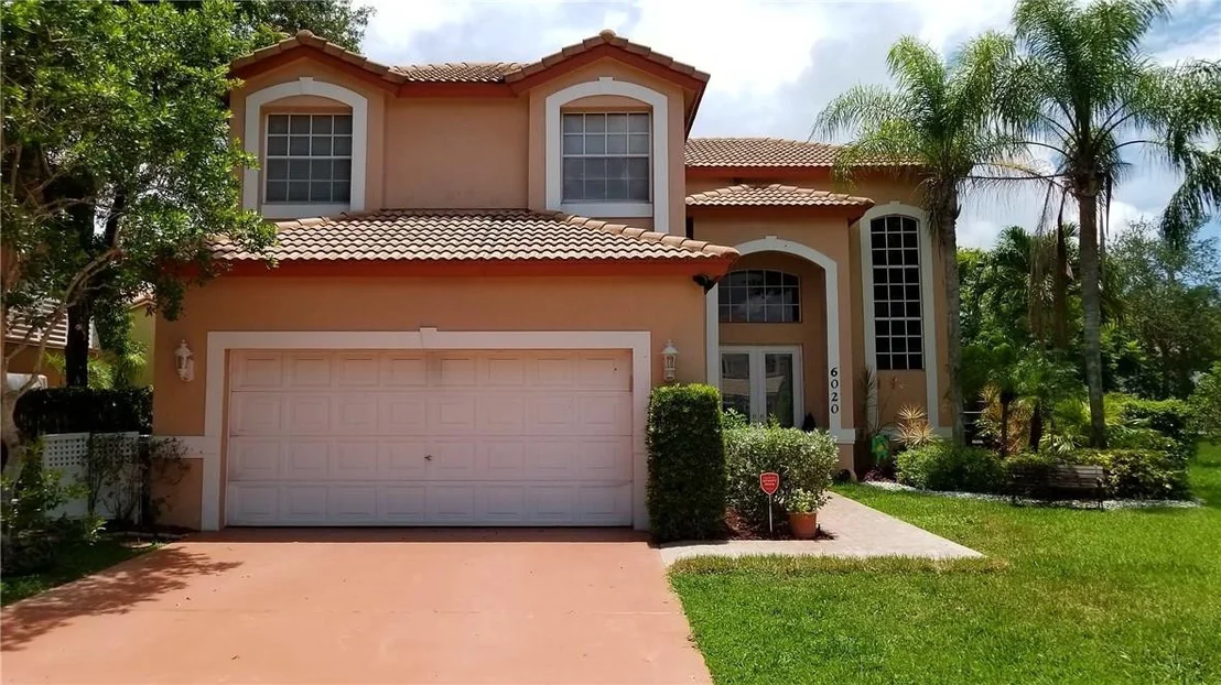 Photo of 6020 NW 58th Way