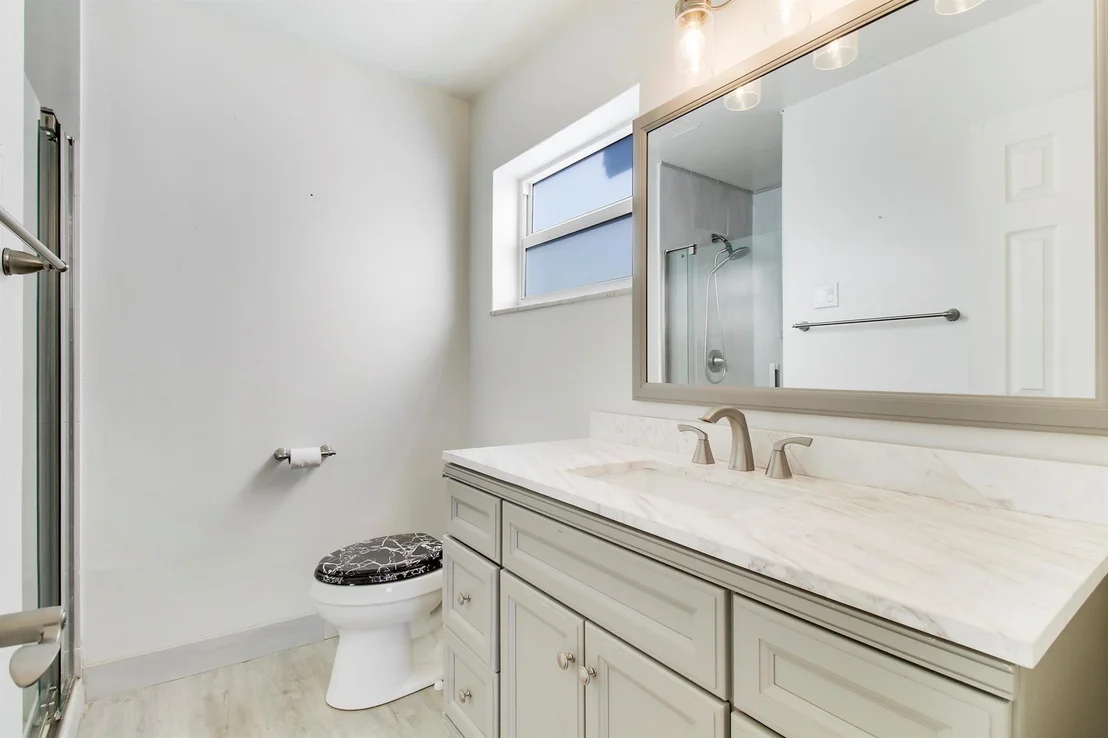 Photo of 1108 Ocean Drive