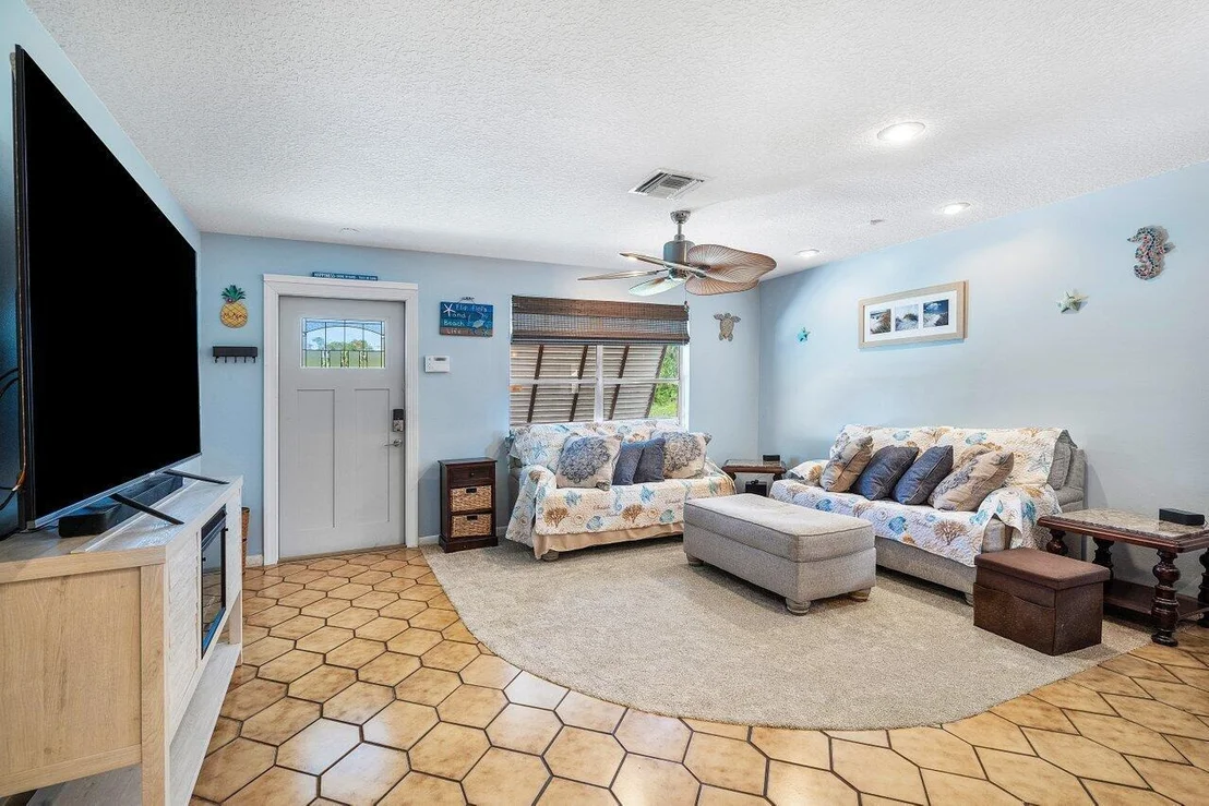 Photo of 7741 4th Terrace