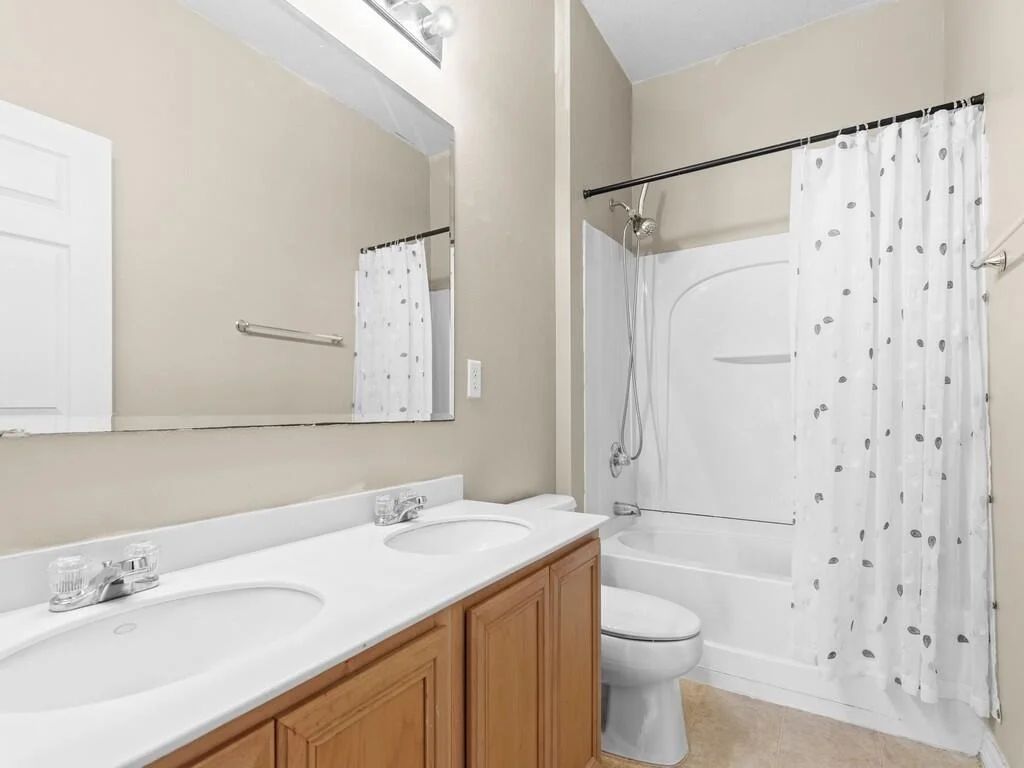 Photo of 7870 15th Lane
