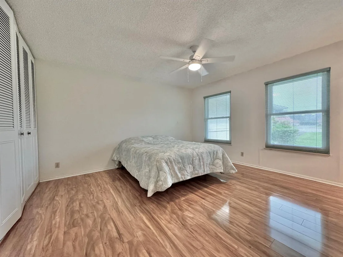 Photo of 194 Cape Cod Circle